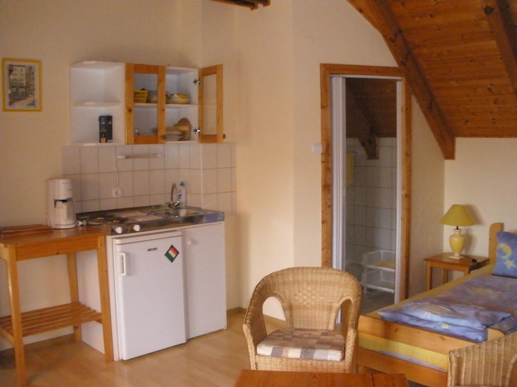 Mirtill Apartmanház Hévíz Camera foto